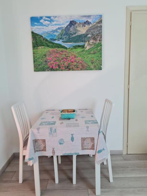 Piccolo Monolocale A Verbania Exteriér fotografie